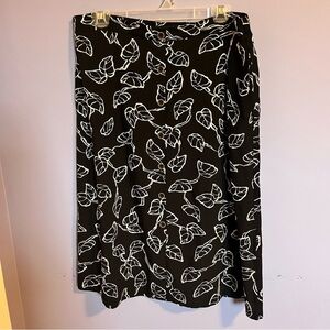 Reitmans Black Skirt with White Leaf Pattern